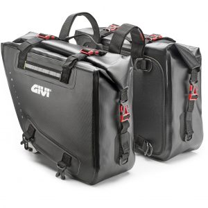 GIVI Coppia di borse laterali morbide GRT718 100% impermeabili, studiate per moto enduro off-road. Volume 15 litri, costruite in Nylon senza cuciture.