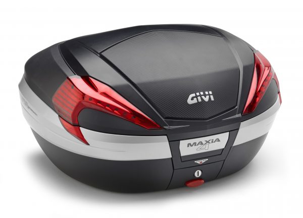 Bauletto Givi Monokey V56 MAXIA 4 56 lt con cover nera e inserto carbon look.