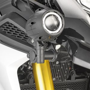 Supporto faretti GIVI LS5126 specifici per montare i faretti supplementari GIVI S321 o S322 su BMW G 310 GS dal 2017 al 2019