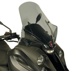 Parabrezza GIVI 340D fumé 64,5 x 54,5 cm (H x L) specifico per Gilera Fuoco dal 2007 al 2014. da abbinare agli attacchi D340KIT.