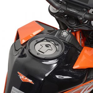 Flangia specifica per il montaggio delle borse da serbatoio TANKLOCK e TanklockED per KTM Duke 125 e 390 prodotte dal 2017 in poi.