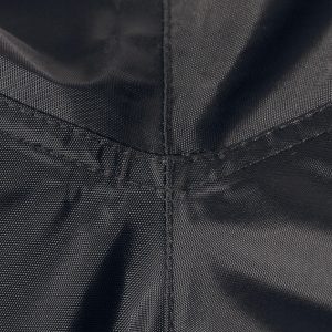 Tucano Urbano Diluvio Plus è un completo giacca e pantaloni antipioggia - DPI CE 1° categoria. Compatto, si ripiega occupando poco spazio.