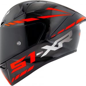 S1-XR GP Carbon Hypersonic Rosso è il nuovissimo integrale SUOMY di ultima generazione composto in TRICARBOCO (carbonio-fibre aramidiche-fibre di vetro) sviluppato allo scopo di ottenere miglior comfort per l’uso in pista e in strada.