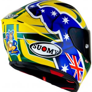 Suomy TRACK-1 Troy Bayliss Replica 2005 è il nuovissimo integrale SUOMY di ultima generazione composto in TRICARBOCO (carbonio-fibre aramidiche-fibre di vetro) sviluppato allo scopo di ottenere miglior comfort per l’uso in pista e in strada.