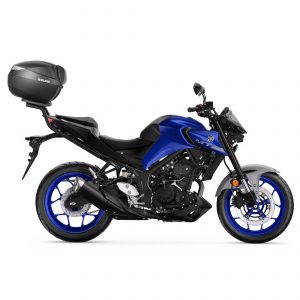 Fissaggi per montare una valigia superiore alla moto.